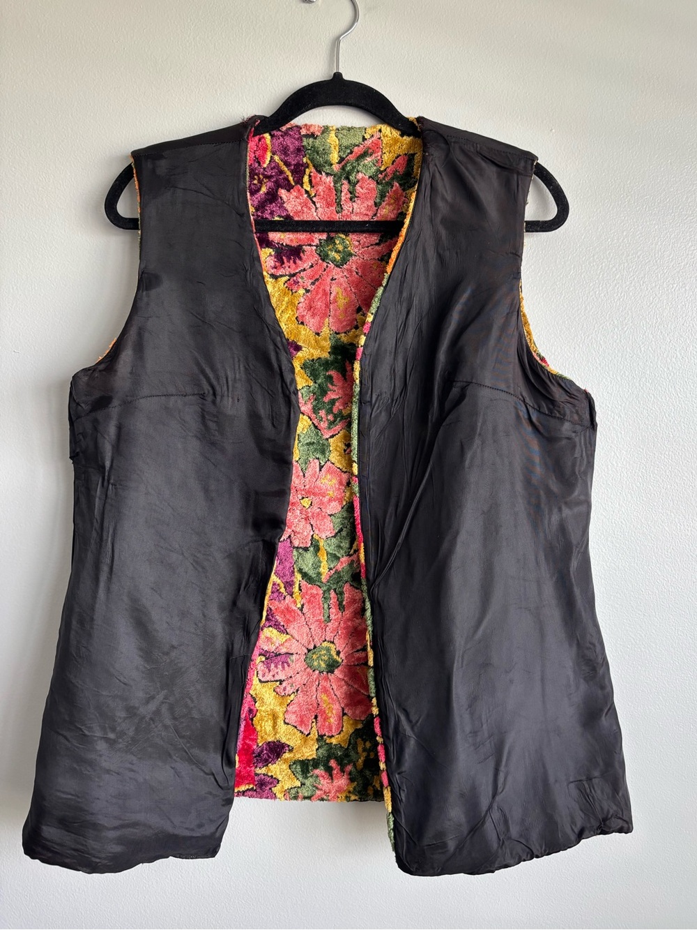Vintage 1970s Flower Power Carpet Tapestry Vest Women’s Medium - Picture 8 of 16